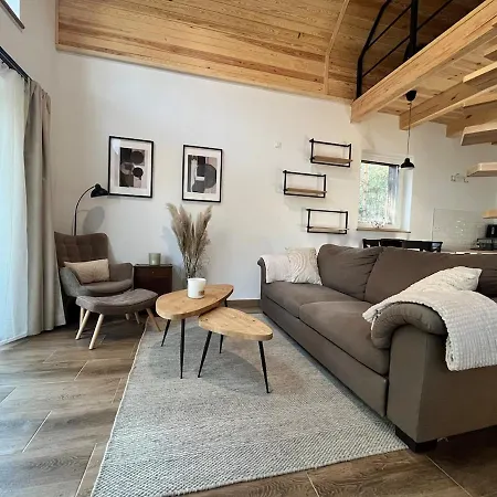 Дом отдыха Whispering Woods Милич